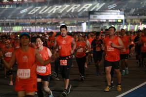 BIB: 22600, 2141, 23921, 288, 27439, 29529, 24119
                            <button type="button" onclick="openModal(10755154)" class="btn btn-primary btn-sm float-right btn-popup" data-toggle="modal" data-target=".modal-high-quality">
                        <i class="fas fa-shopping-cart"></i> Add to Cart
                    </button>
                                            <button type="button" onclick="isThisMe(10755154, true)" class="btn btn-success btn-sm float-right btn-popup btn-isme hidden" data-toggle="tooltip" data-placement="bottom" title="นี่คือรูปของคุณใช่ไหม คลิกที่นี่เพื่อเอาเข้าอัลบั้ม">
                        <i class="fas fa-plus"></i> Add to album
                    </button>
                    <button type="button" onclick="isThisMe(10755154, false)" class="btn btn-warning btn-sm float-right btn-popup btn-isnotme hidden">
                        <i class="fas fa-ban"></i> Remove from album
                    </button>